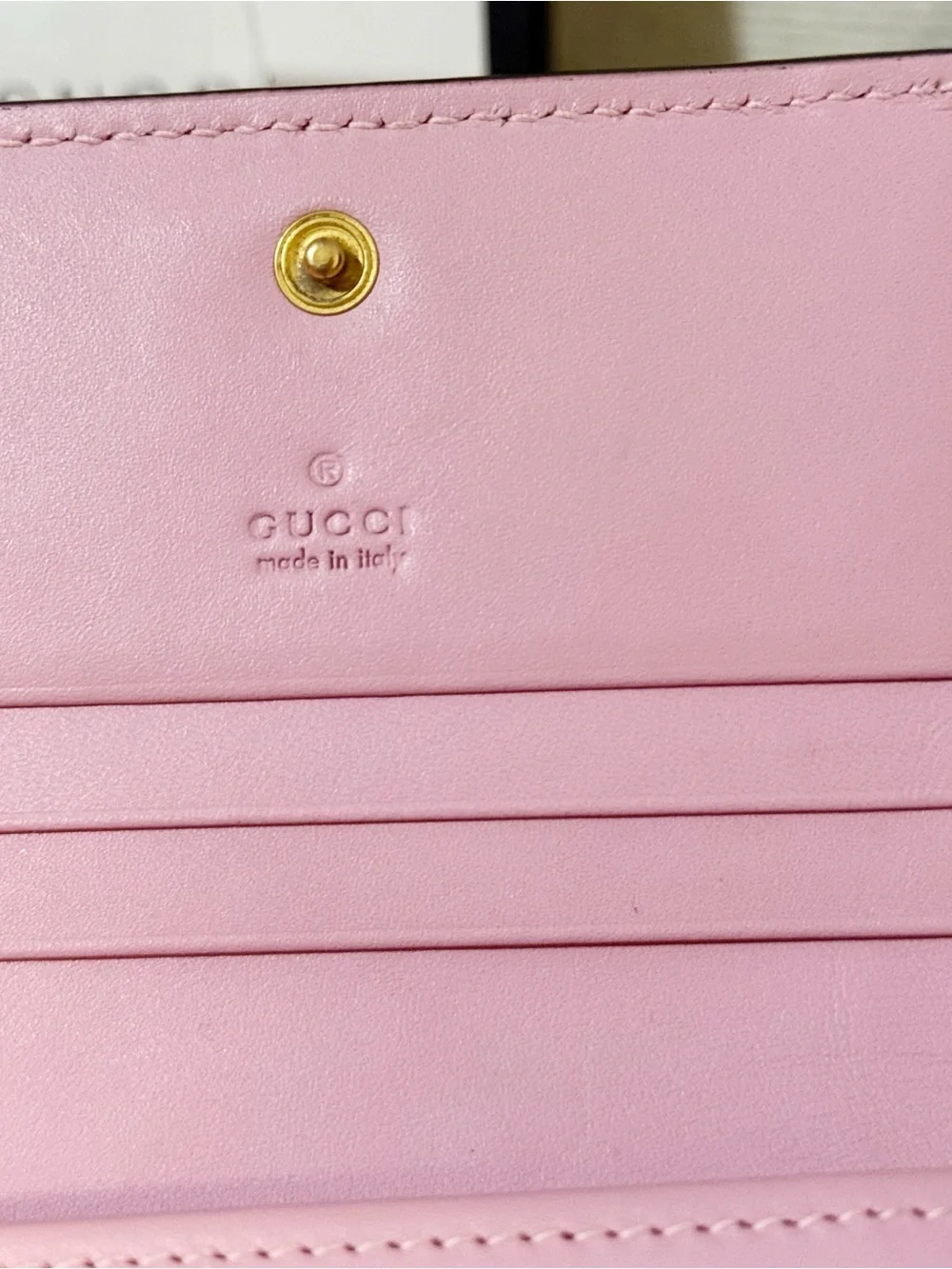 Gucci authentic wallet